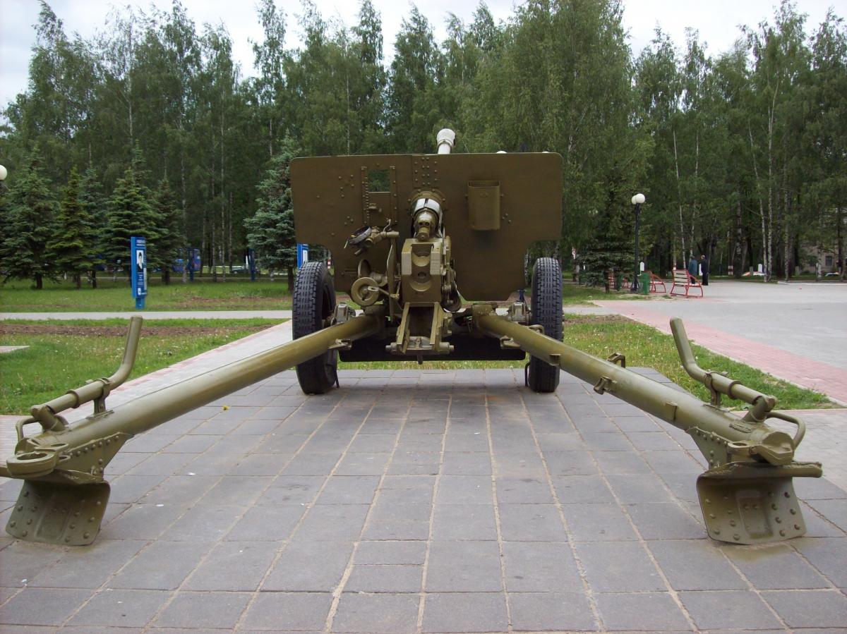 76 mm divisional gun M1942 (ZiS-3)