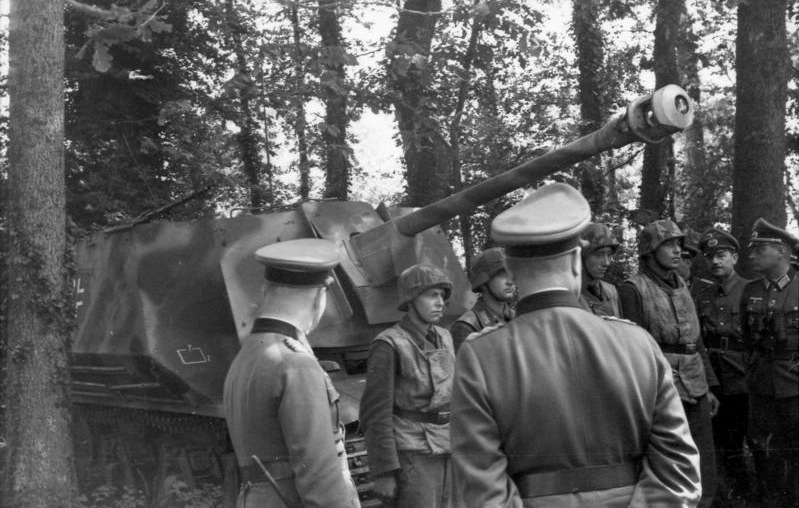 Bundesarchiv Bild 101I-300-1865-05, Frankreich, Rommel bei 21. Pz.Div.