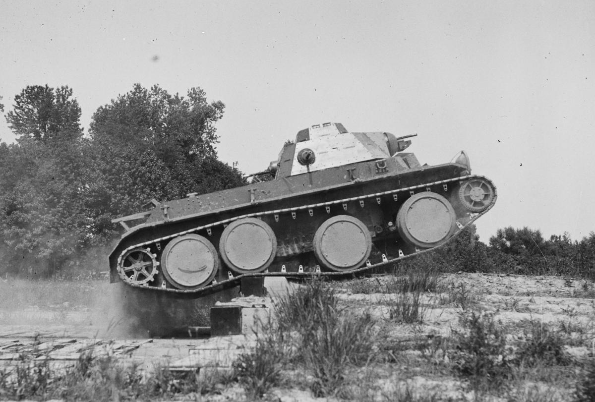 Christie T3E2 tank