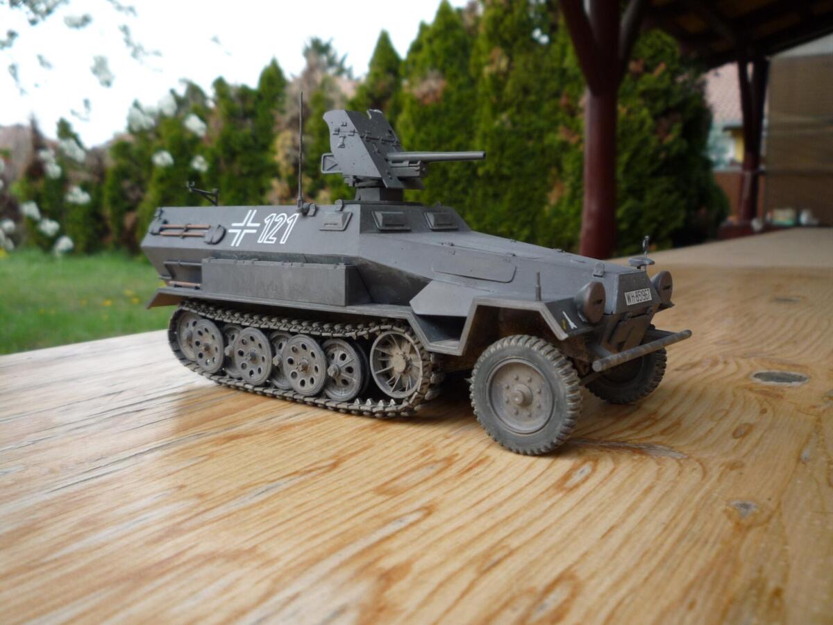 Hanomag Sd.Kfz. 251/10 Ausf. B