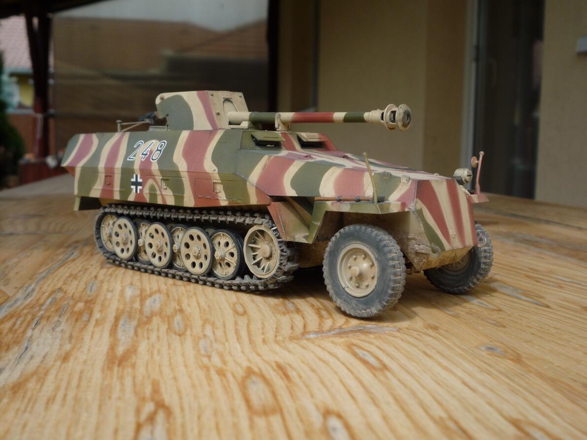 Sk. Kfz 251/22 Aufs. D