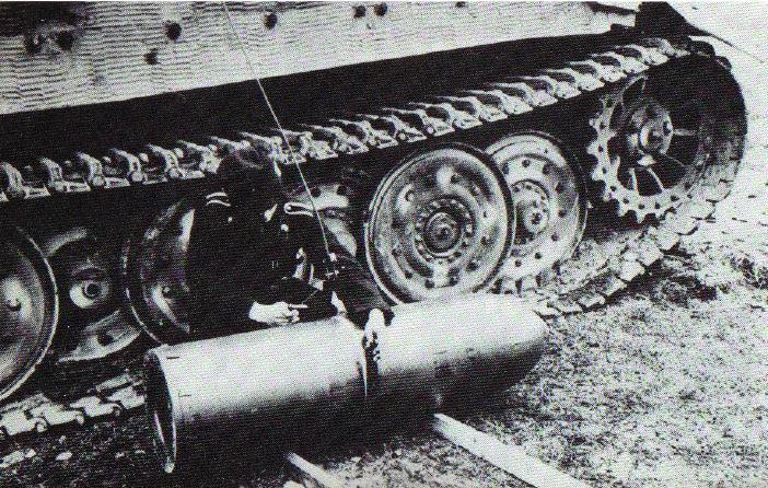 Sturmtiger rakéta lövedék (Raketensprenggranate)