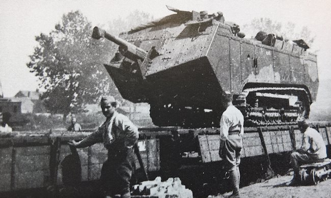 Char St Chamond tank